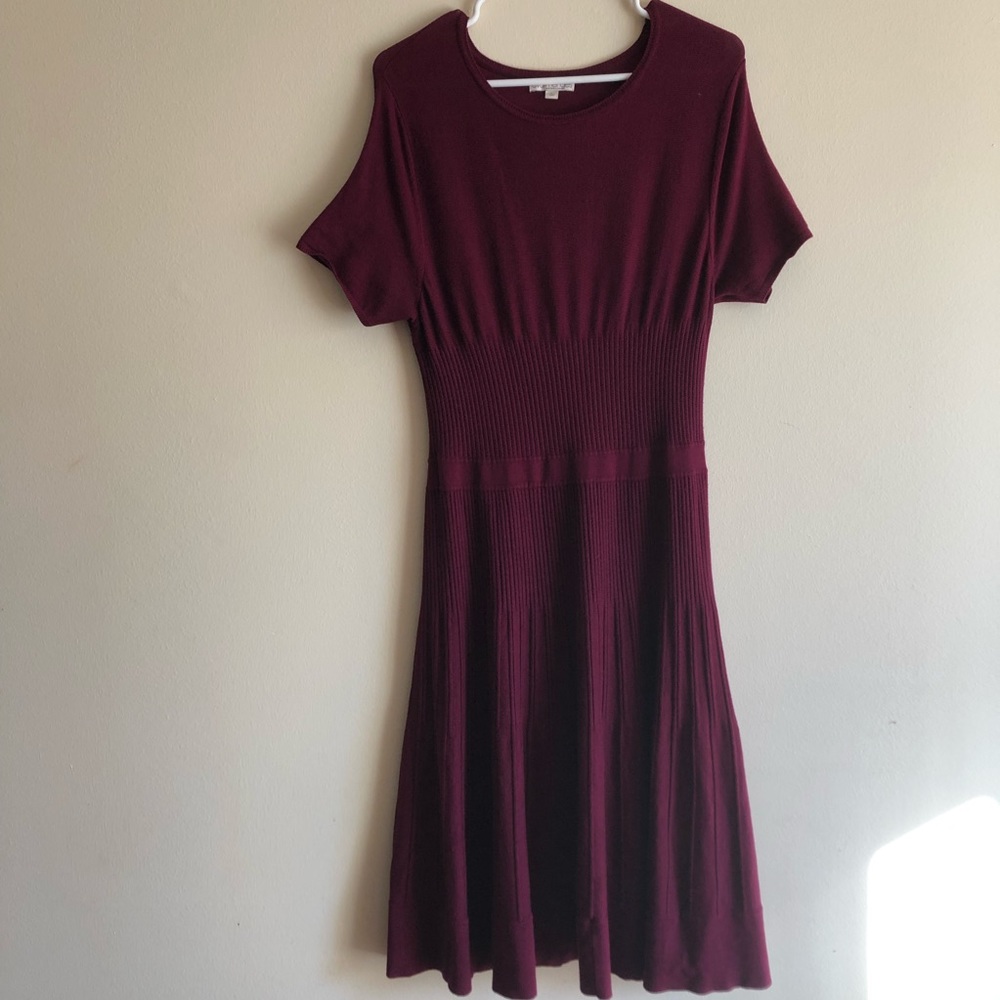 NEWYORK&COMPANY EVA MENDES SweaterDress Burgundy